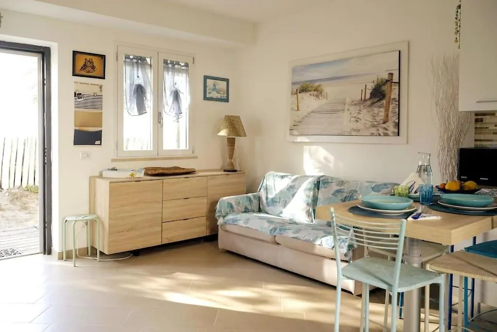 Casa Sulla Spiaggia Seaview-Breathtaking Focene
