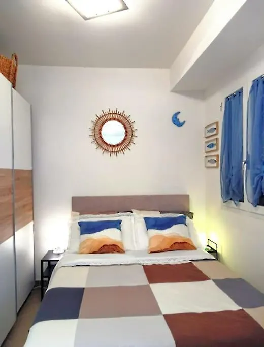 Casa Sulla Spiaggia Seaview-Breathtaking Focene Holiday home