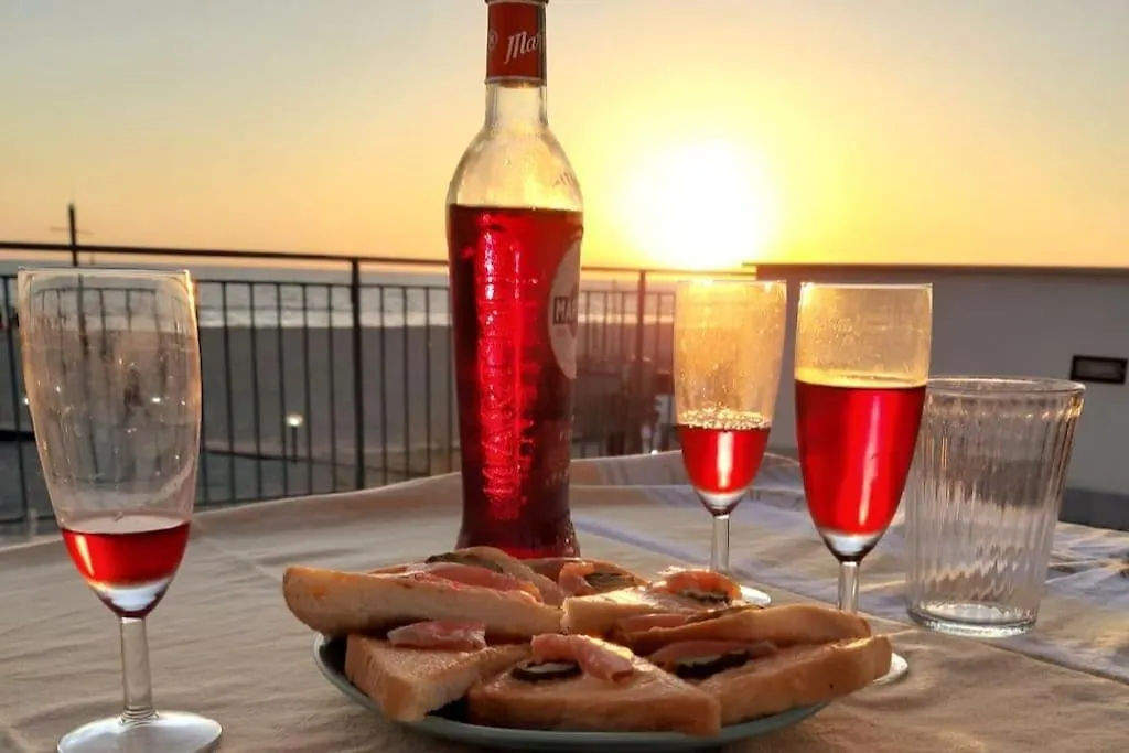 Holiday home Casa Sulla Spiaggia Seaview-Breathtaking Focene